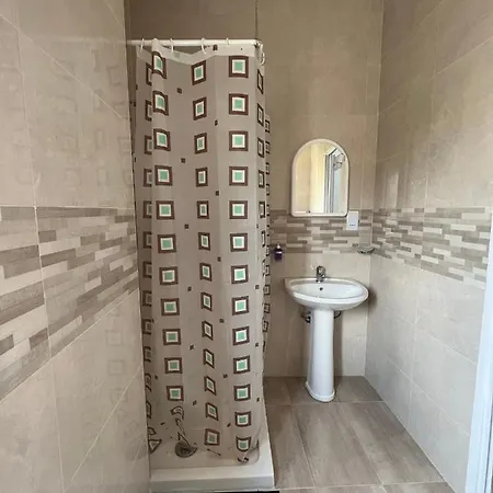 Small With Shared Bathroom *